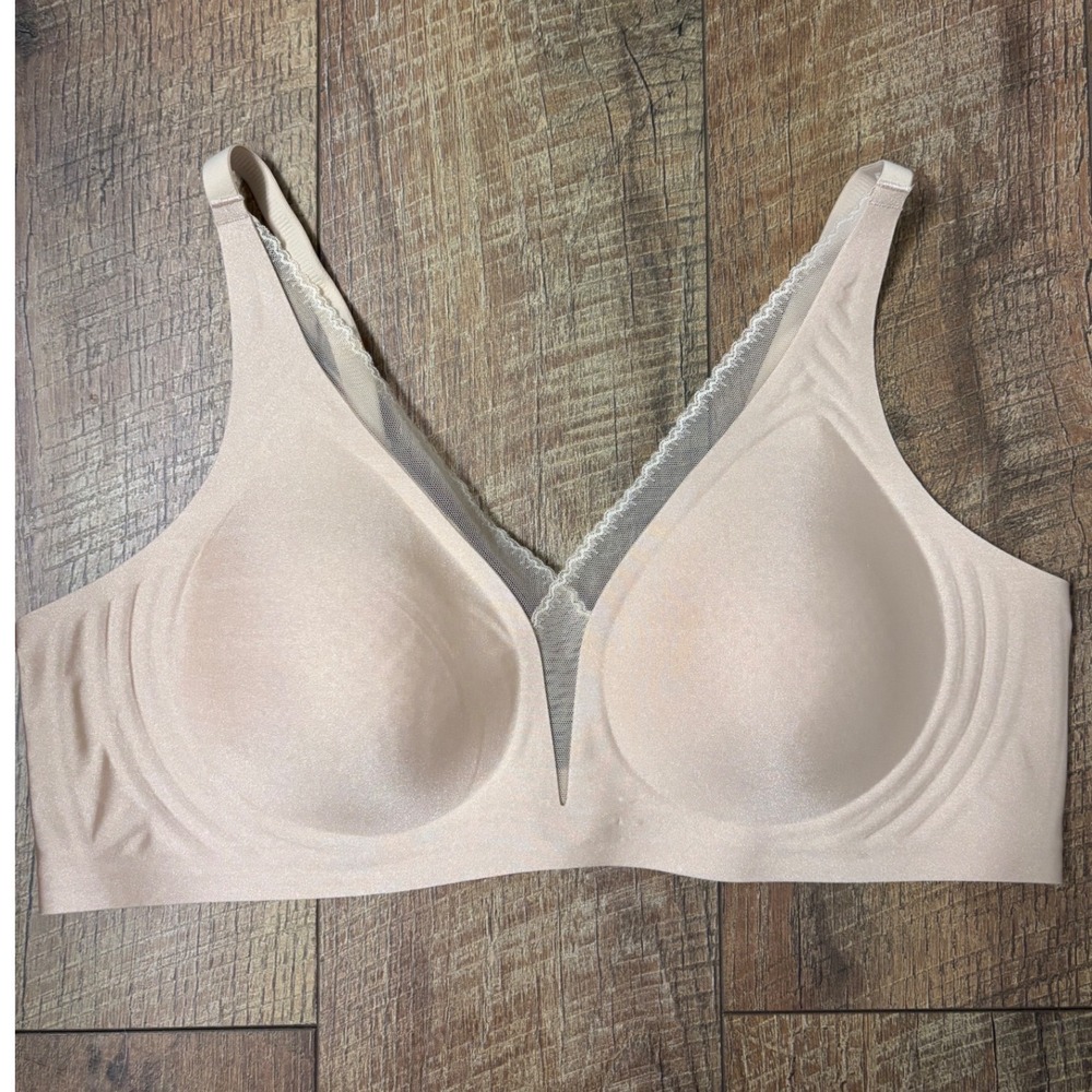 Tahari XL Wireless T-Shirt Bra Womens Nude NWOT 38C 38D 40A 40B